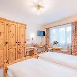 Corvatsch Hotell